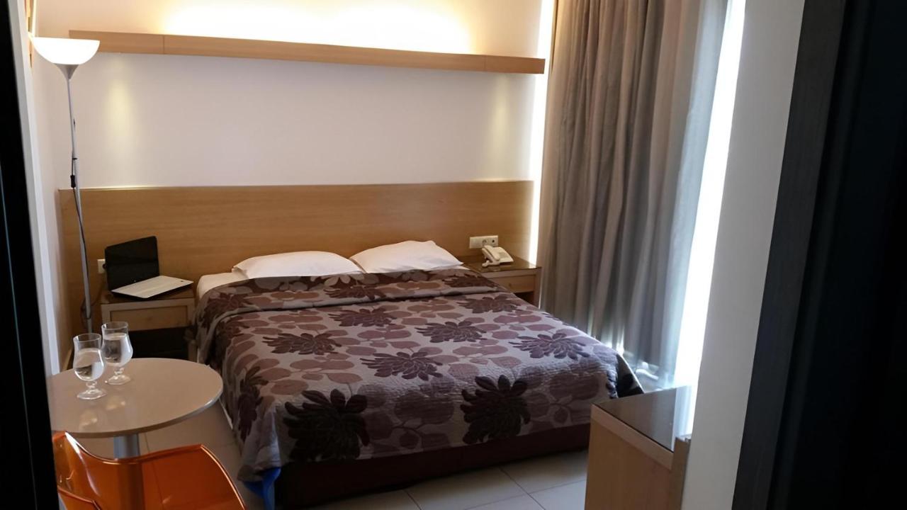 Kyridis Hotel Komotiní Extérieur photo
